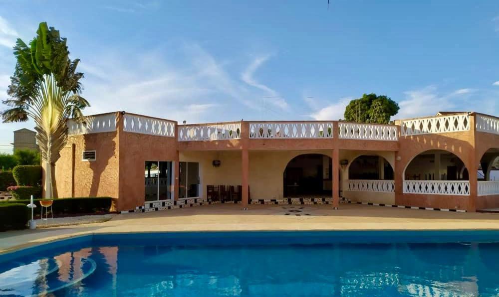 Hotel Takana Ngaparou Exterior foto