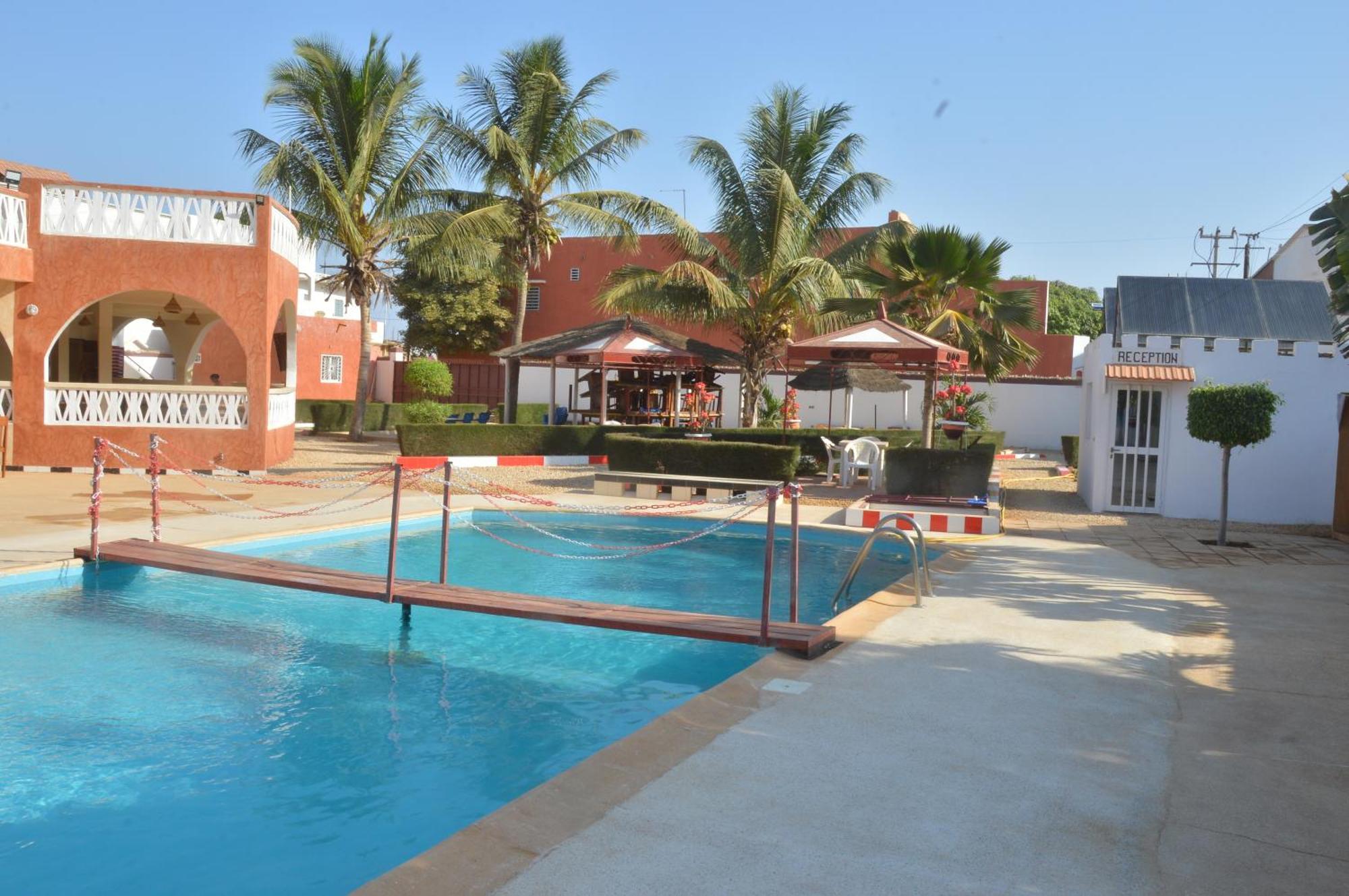 Hotel Takana Ngaparou Exterior foto